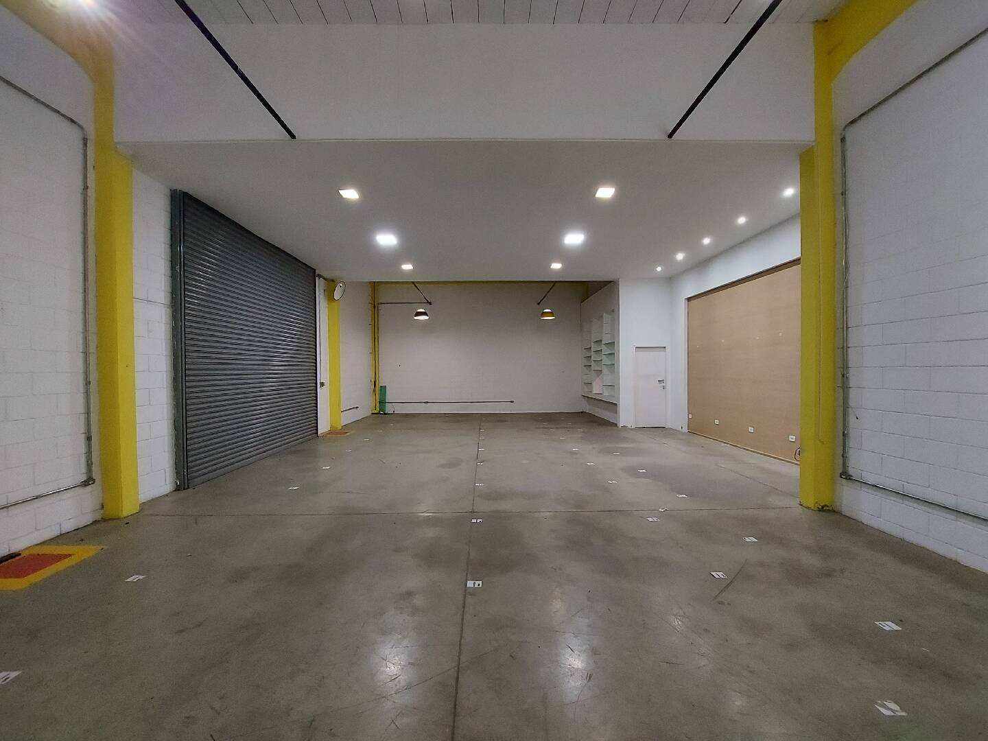 #130 - Sala para Venda em São José dos Campos - SP