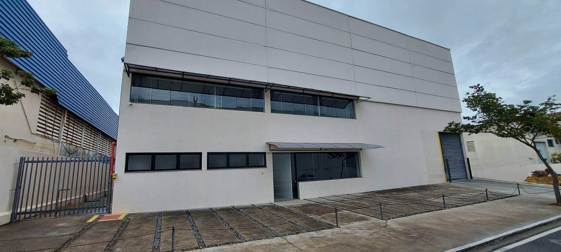 #179 - Sala para Venda em Jacareí - SP