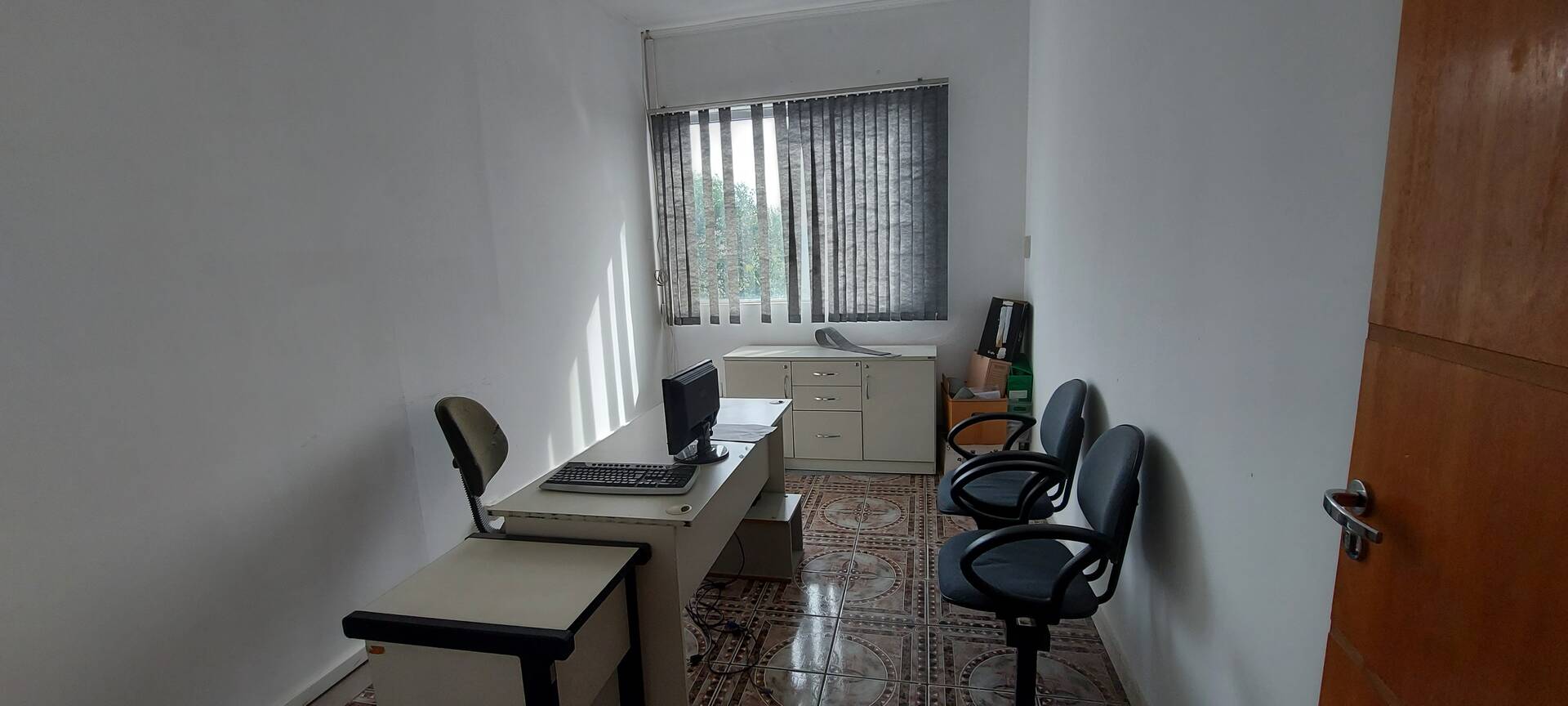 #227 - Sala para Venda em São José dos Campos - SP