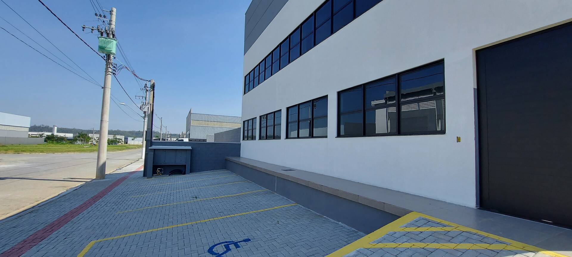 #321 - Sala para Venda em Jacareí - SP