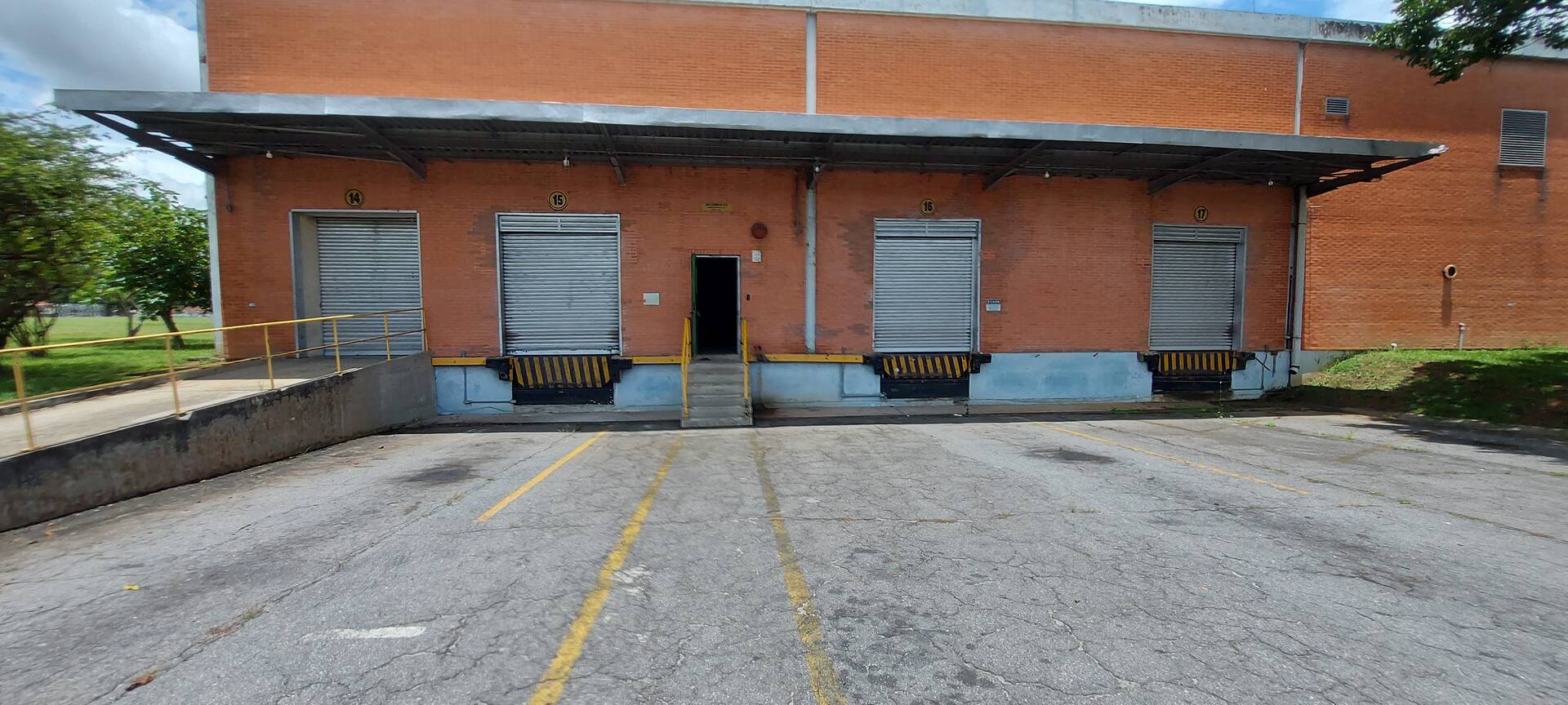 #331 - Sala para Locação em São José dos Campos - SP
