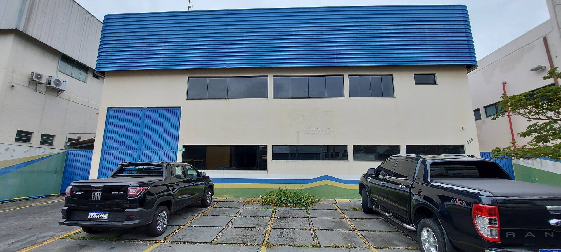 #486 - Sala para Venda em Jacareí - SP