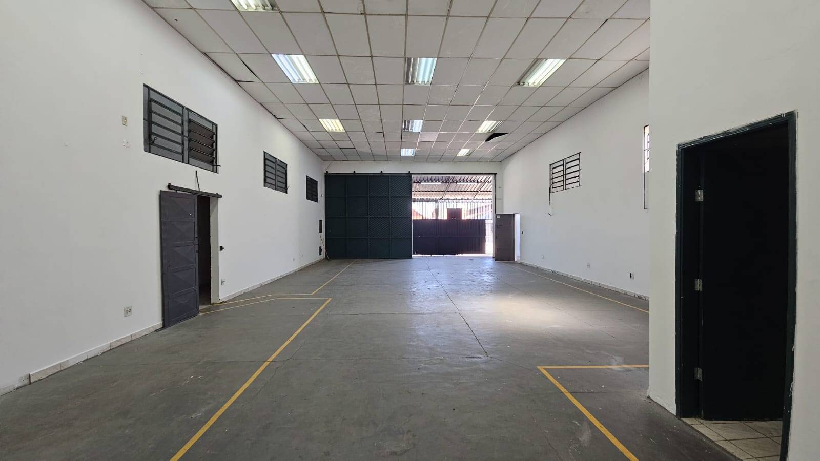 #562 - Sala para Venda em São José dos Campos - SP