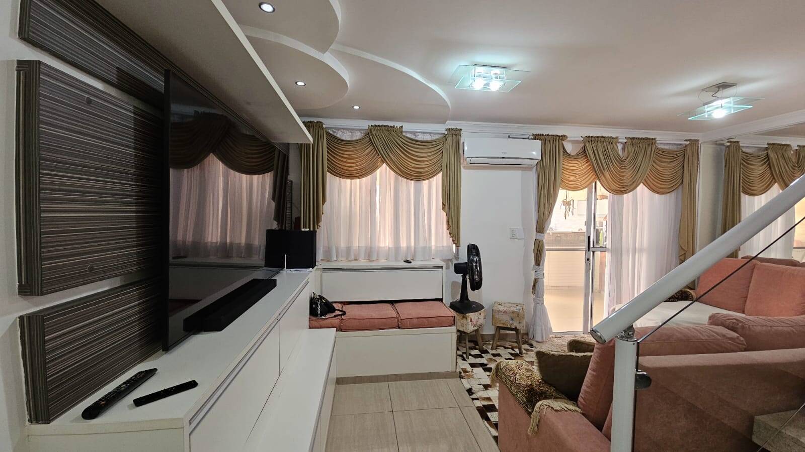 #563 - Casa para Venda em Jacareí - SP