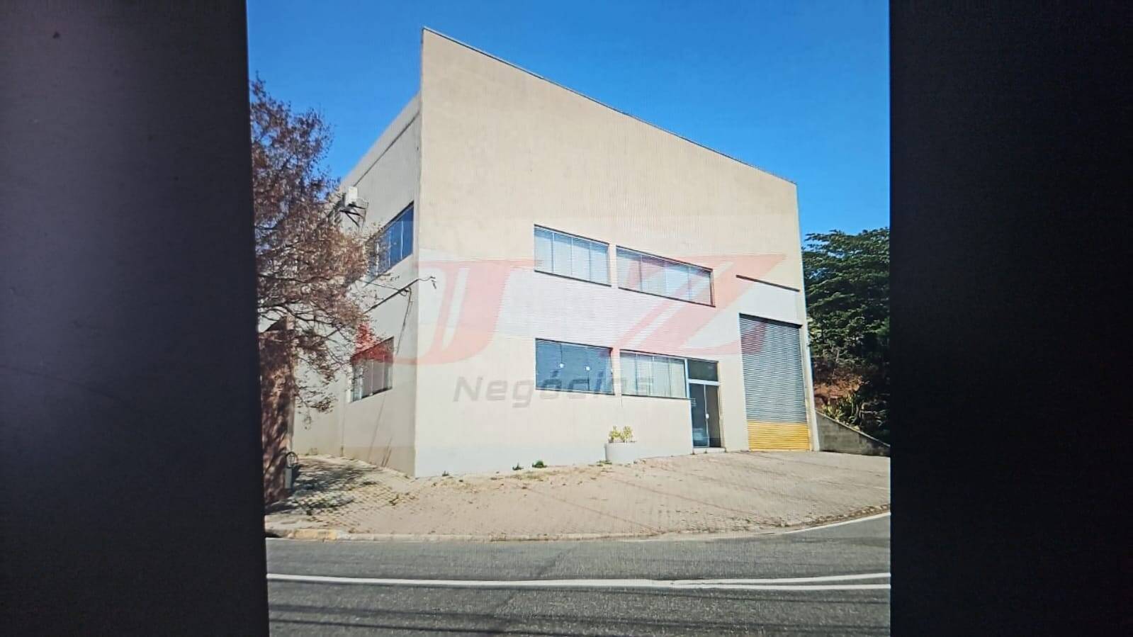 #584 - Sala para Locação em Jacareí - SP