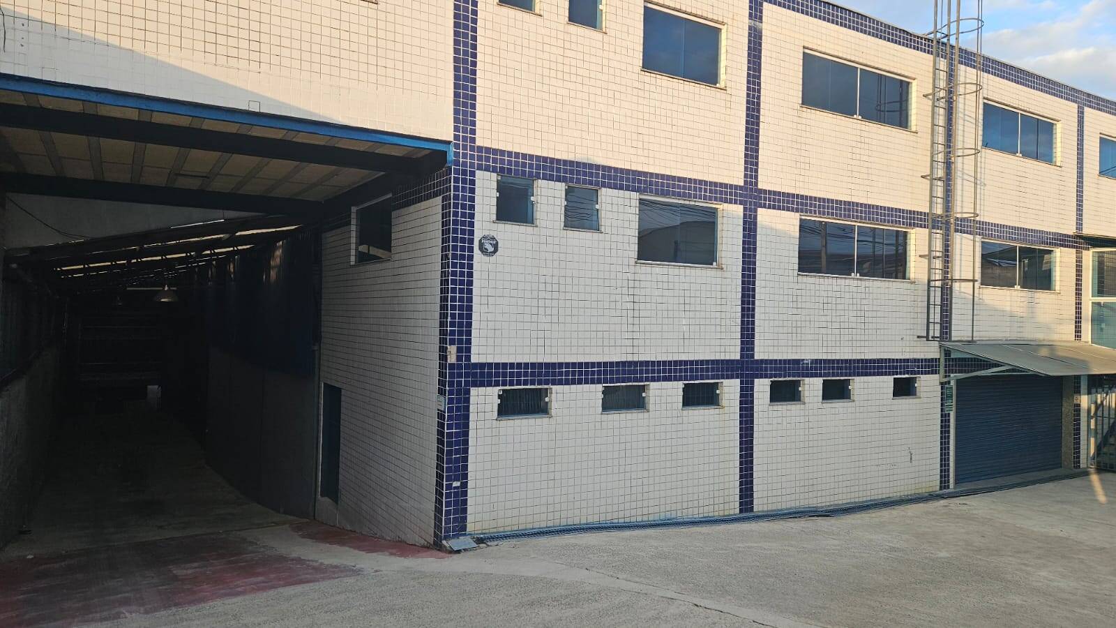 #606 - Sala para Venda em São José dos Campos - SP
