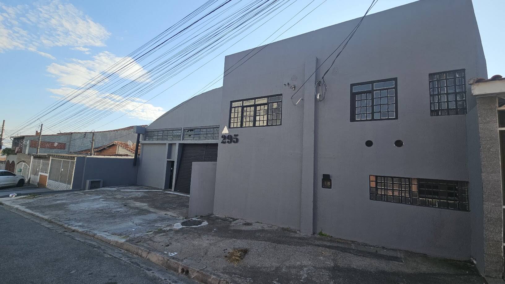 #586 - Sala para Locação em Jacareí - SP