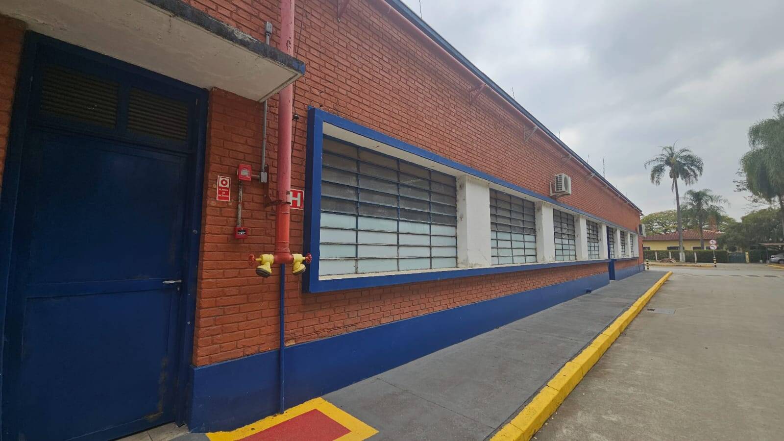 #648 - Sala para Locação em Jacareí - SP