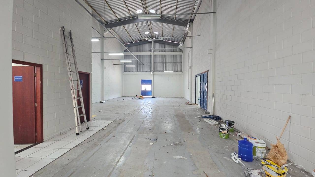 #666 - Sala para Locação em São José dos Campos - SP