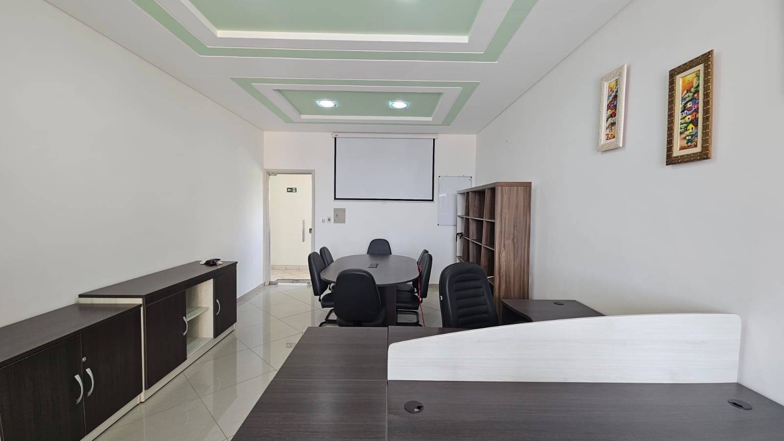 #676 - Sala para Locação em São José dos Campos - SP