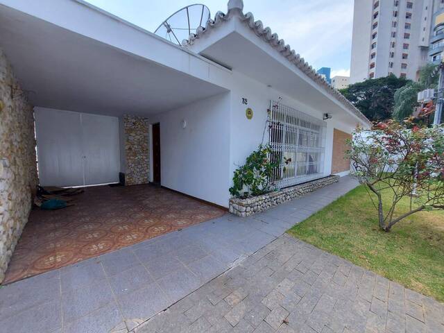 Casa para Venda em São José dos Campos - 4
