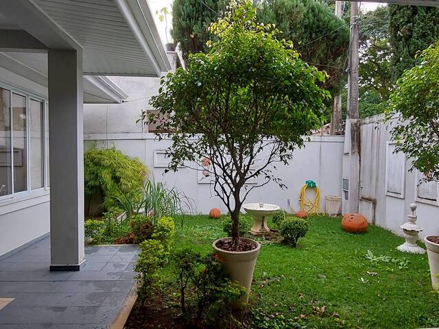 Casa para Venda em São José dos Campos - 4
