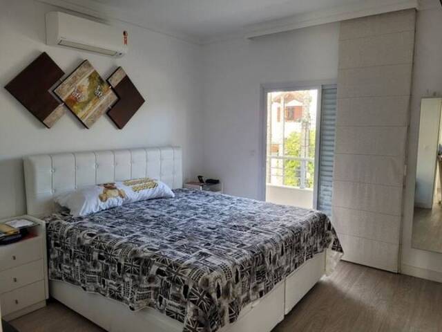 Casa para Venda em São José dos Campos - 4
