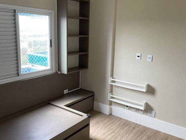 Apartamento para Venda em São José dos Campos - 4