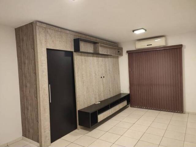 Casa para Venda em São José dos Campos - 5