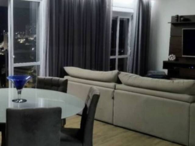 Apartamento para Venda em São José dos Campos - 4