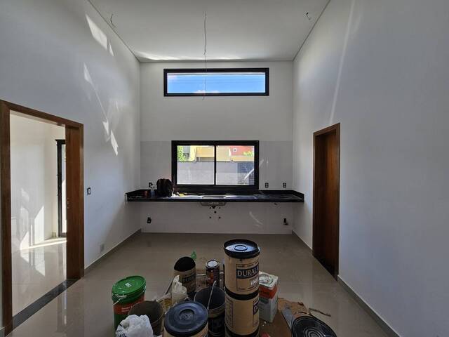 Casa para Venda em São José dos Campos - 5