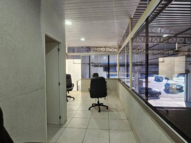 #537 - Sala para Venda em Jacareí - SP