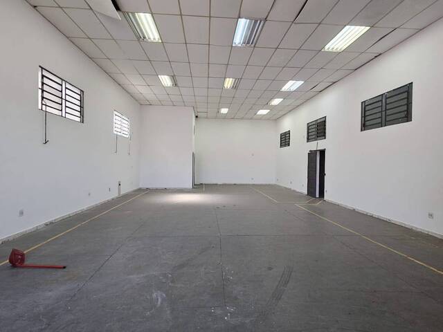 #562 - Sala para Venda em São José dos Campos - SP