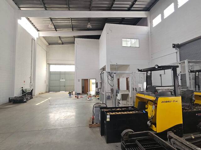 Sala para Venda em Jacareí - 3