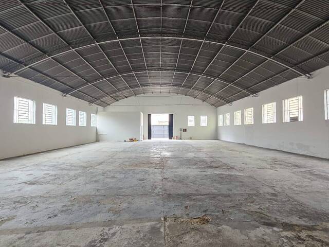 Sala para Locação em Jacareí - 4