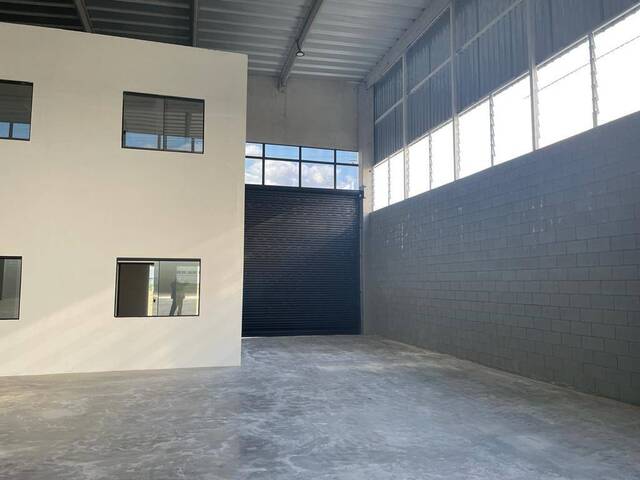 Sala para Venda em Jacareí - 4