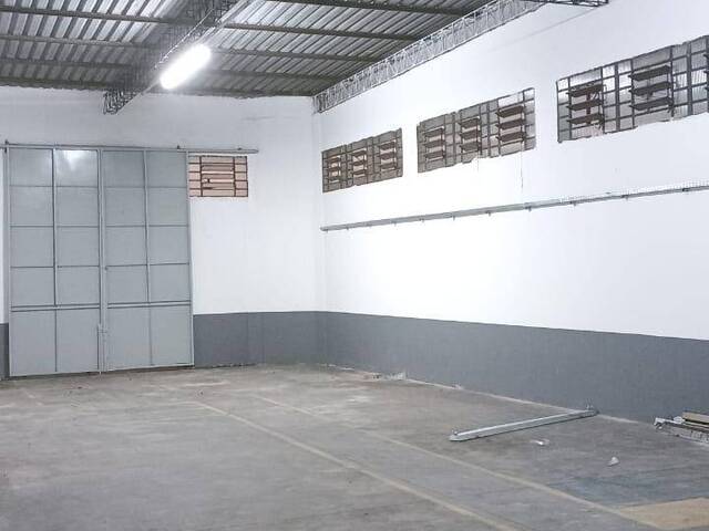 Venda em Chácaras Reunidas - São José dos Campos