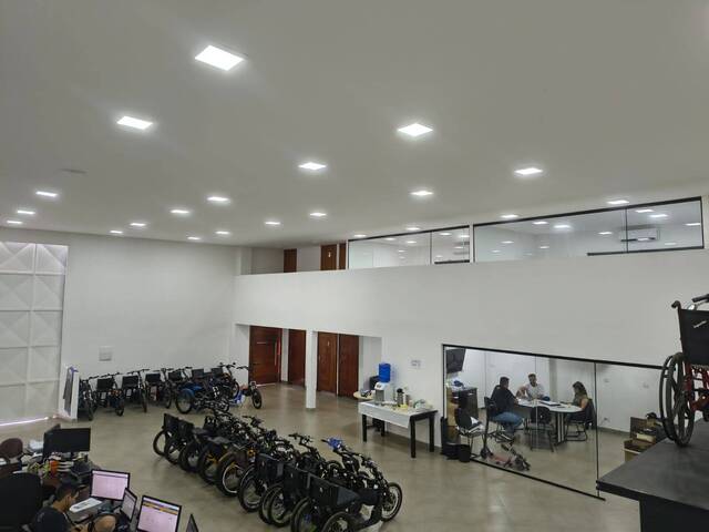 #611 - Sala para Venda em São José dos Campos - SP - 2
