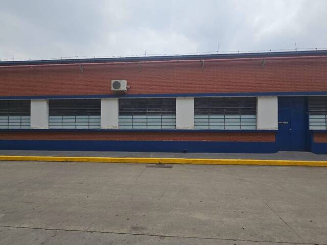 #648 - Sala para Locação em Jacareí - SP - 2