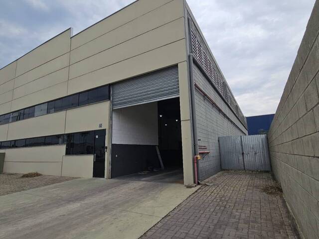 #655 - Sala para Locação em Jacareí - SP - 2