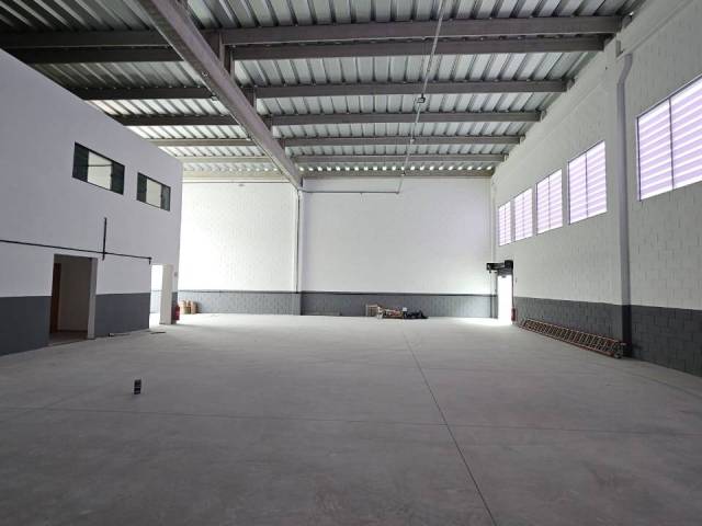 Sala para Locação em Jacareí - 4