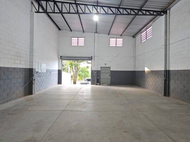 Locação em Jardim Santa Júlia - São José dos Campos