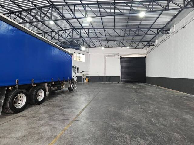 Sala para Locação em Jacareí - 3