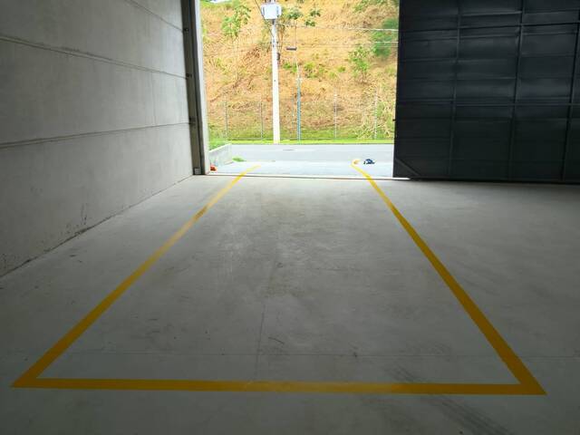 Sala para Venda em Jacareí - 4