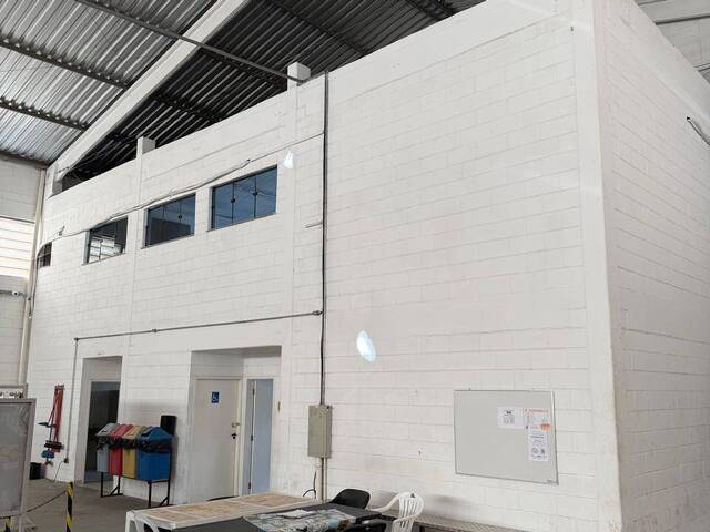 Venda em Conjunto Industrial Empresarial Eldorado - São José dos Campos