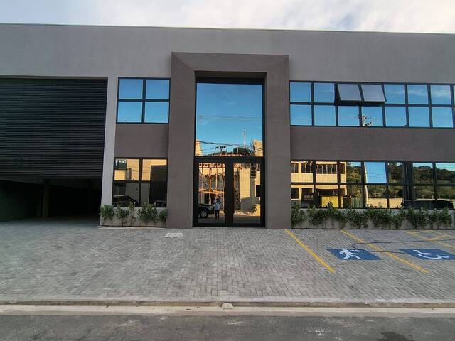 Sala para Locação em Jacareí - 4
