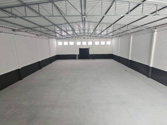 Sala para Locação em Jacareí - 4