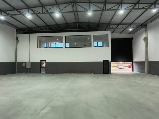 Sala para Locação em Jacareí - 4