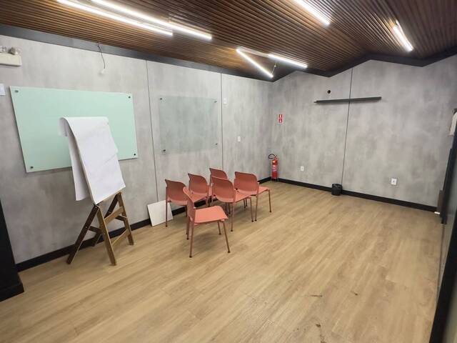 Sala para Locação em São José dos Campos - 2