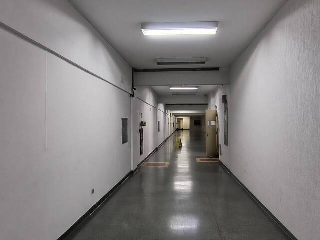 #714 - Sala para Locação em Jacareí - SP - 3