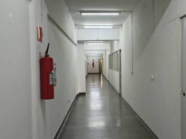 #715 - Sala para Locação em Jacareí - SP - 3